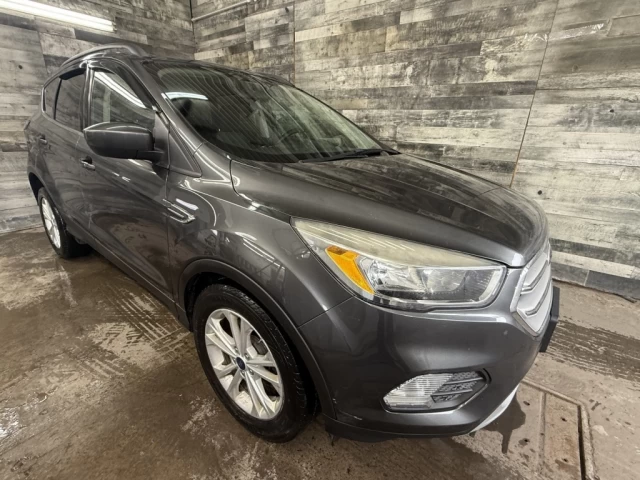 Ford Escape SE AWD CAM DE RECUL **APPROUVÉ À 99.9%** 2018