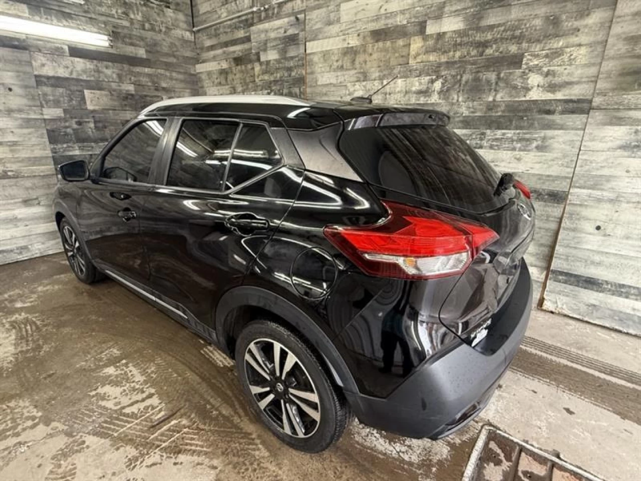 2019 Nissan Kicks SR CUIR ** APPROUVÉ À 99.9% ** Image principale