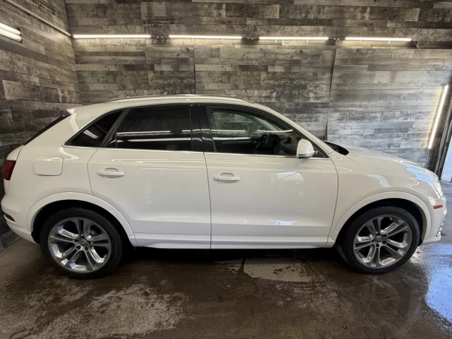 Audi Q3 Progressiv AWD CUIR NAV TOIT PANO **APPROUVÉ À 99. 2018