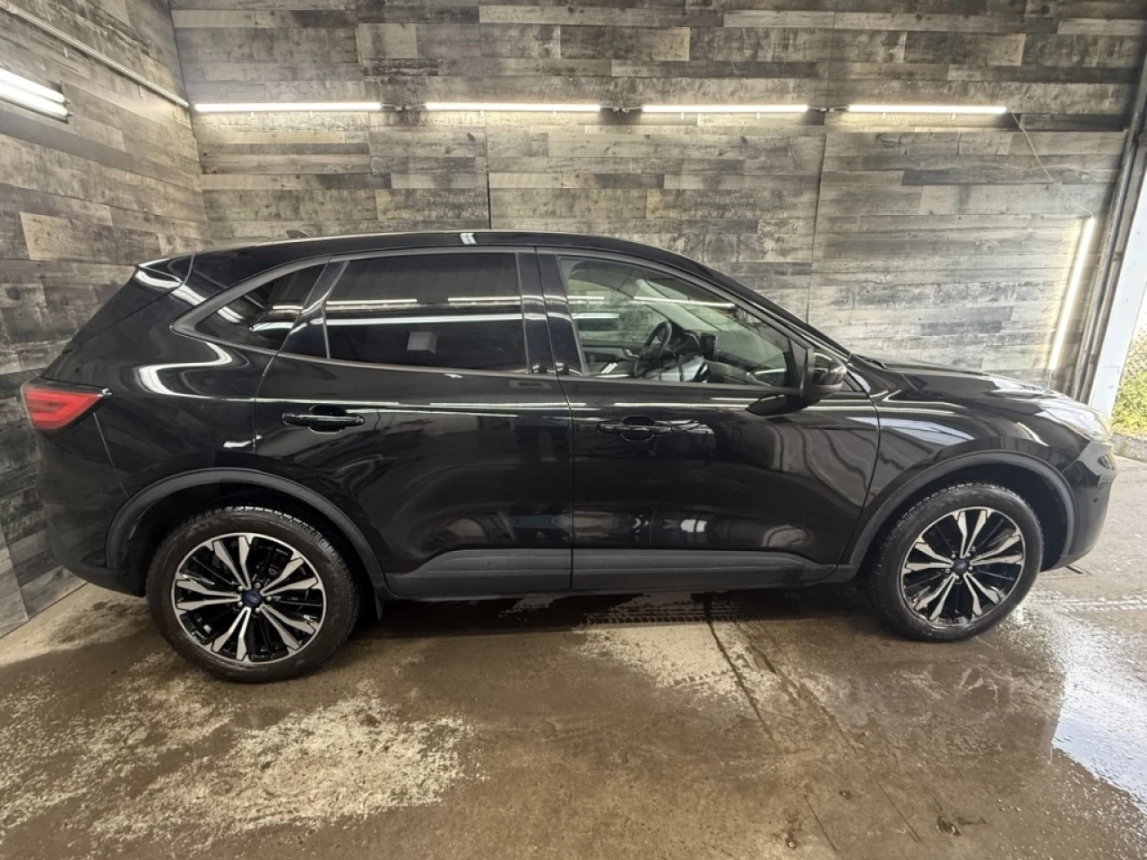 2021 Ford Escape SE AWD APPLE CAR PLAY BLUETHOOT **APPROUVÉE 99,9%* Image principale