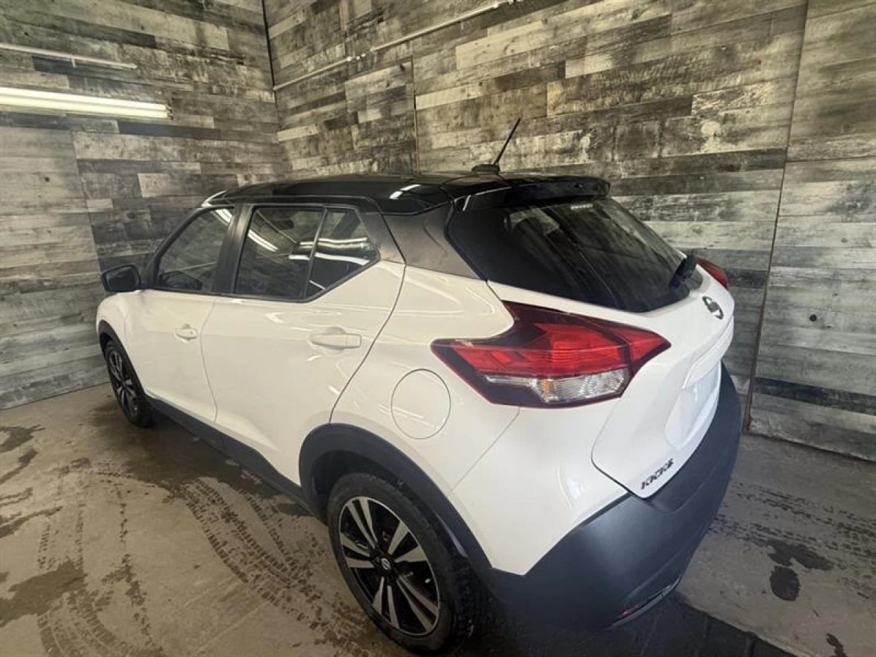 2019 Nissan Kicks SR AUTO CAM DE RECUL BLUETOOTH **APPROUVÉ À 99.9%* Image principale