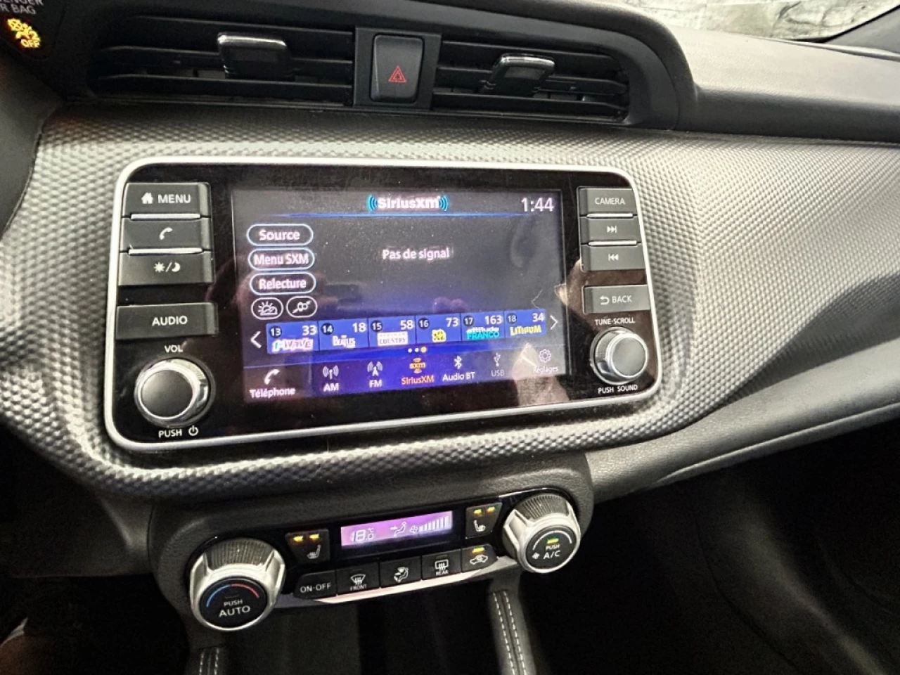 2019 Nissan Kicks SV CAMÉRA DE RECUL S. CHAUFFANT BLUETOOTH **APPROU Image principale