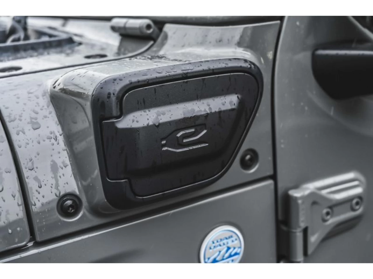 2022 Jeep Wrangler 4xe Unlimited Sahara 4x4 hybride Image principale