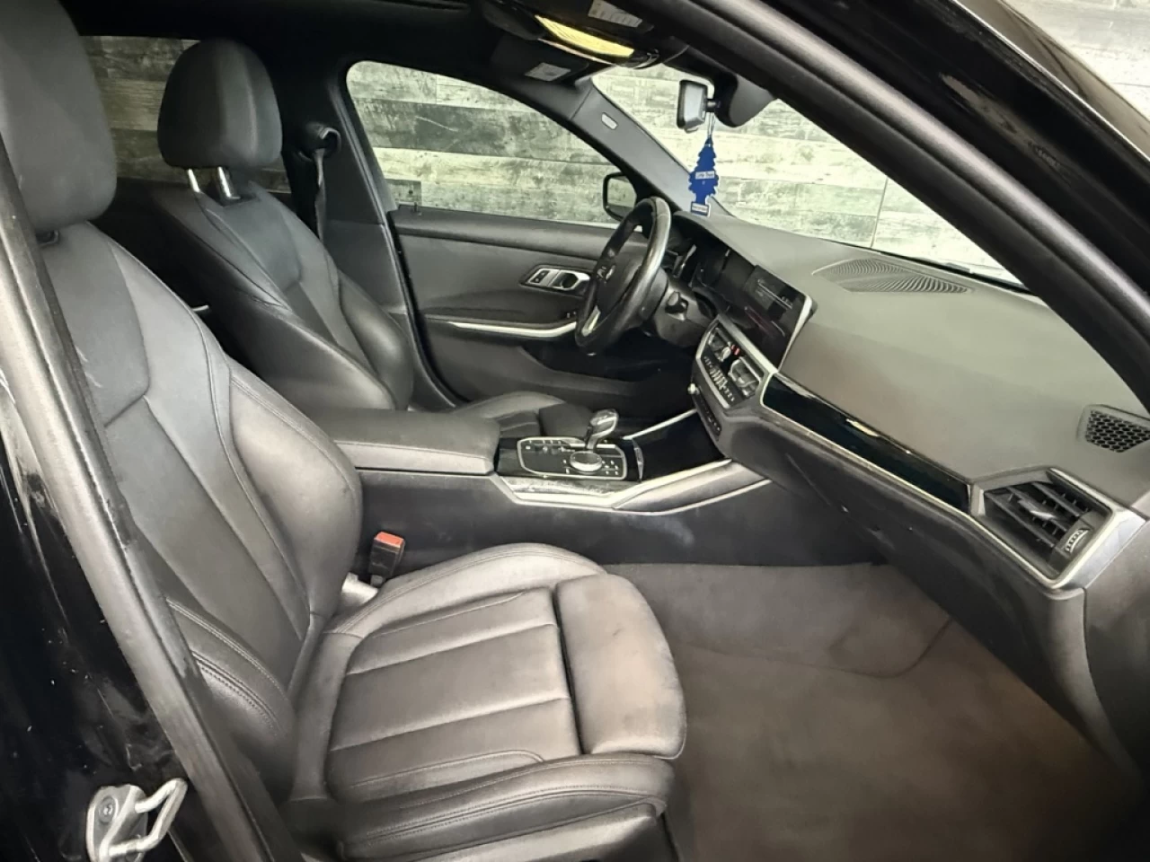 2021 BMW 3 Series 330i xDrive AWD CUIR TOIT NAV **APPROUVÉ À 99.9%** Image principale