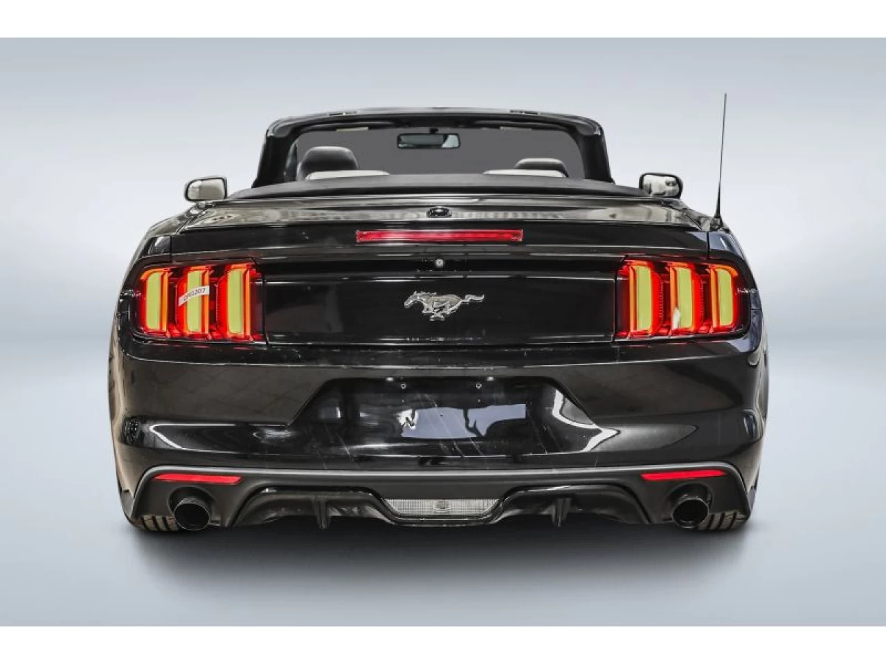 2015 Ford Mustang 2dr Conv EcoBoost Premium Image principale