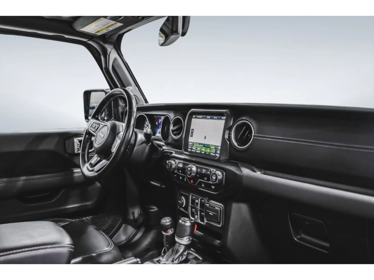 2022 Jeep Wrangler 4XE Unlimited Sahara 4x4 Image principale