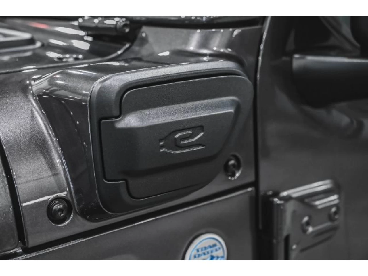 2021 Jeep Wrangler 4XE Unlimited Sahara 4x4 Image principale