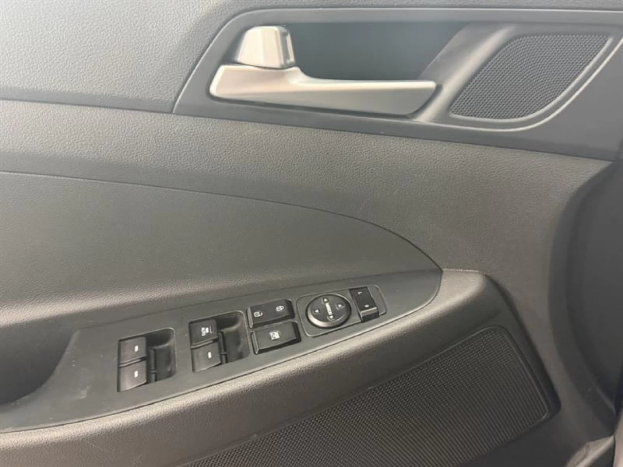 2021 Hyundai Tucson PrivilÉgiÉ AWD BLUETOOTH **APPROUVÉ À 99.9%** Image principale