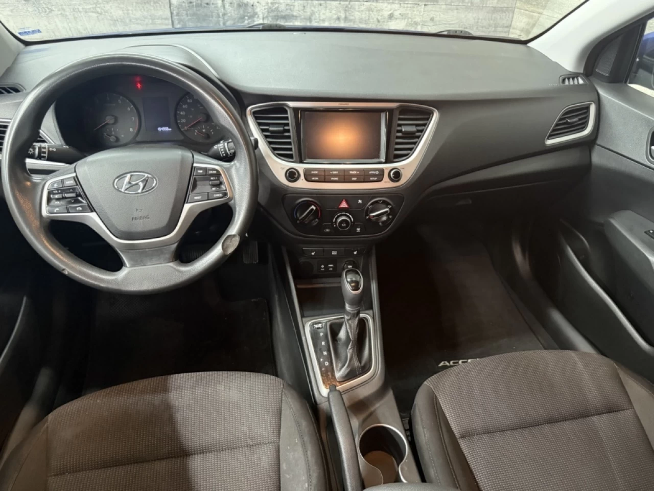 2019 Hyundai Accent PrivilÉgiÉ AUTO BLUETOOTH MAGS **APPROUVÉ À 99.9%* Image principale