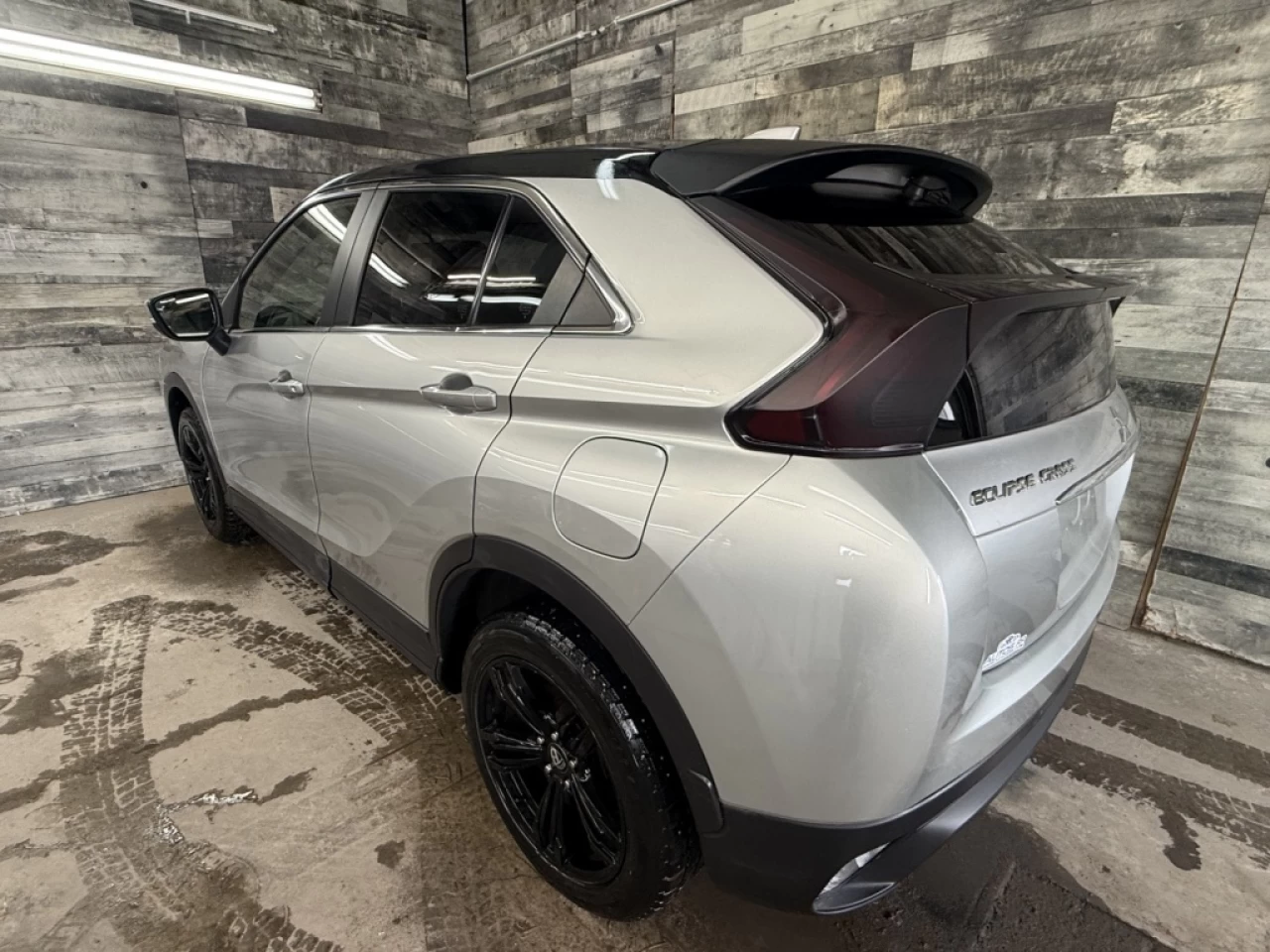 2020 Mitsubishi Eclipse Cross ES Main Image