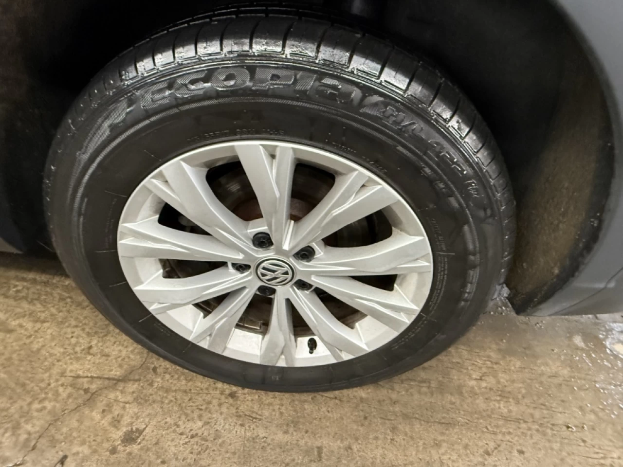 2021 Volkswagen Tiguan United AWD Toit Bluetooth **approuvÉe 99,9%** Image principale