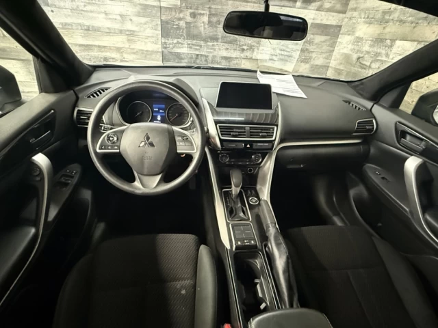 Mitsubishi Eclipse Cross ES 2020