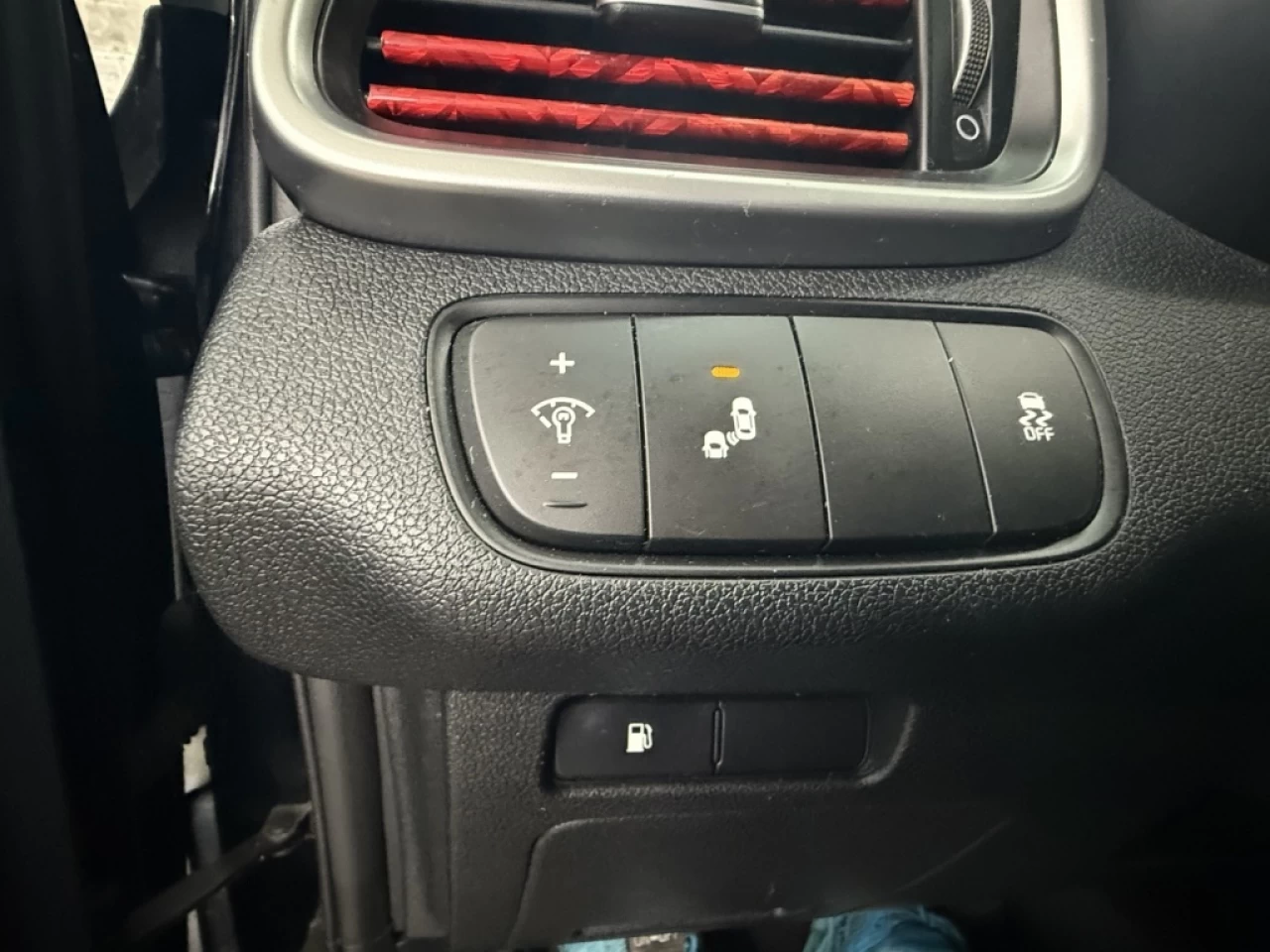 2020 Kia Sorento LX BLUETOOTH **APPROUVÉ À 99.9%** Image principale