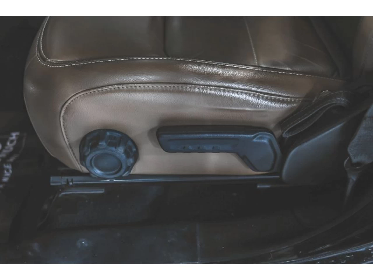 2021 Jeep Wrangler 4xe Unlimited Sahara GROUPE TEMPS FROID Image principale