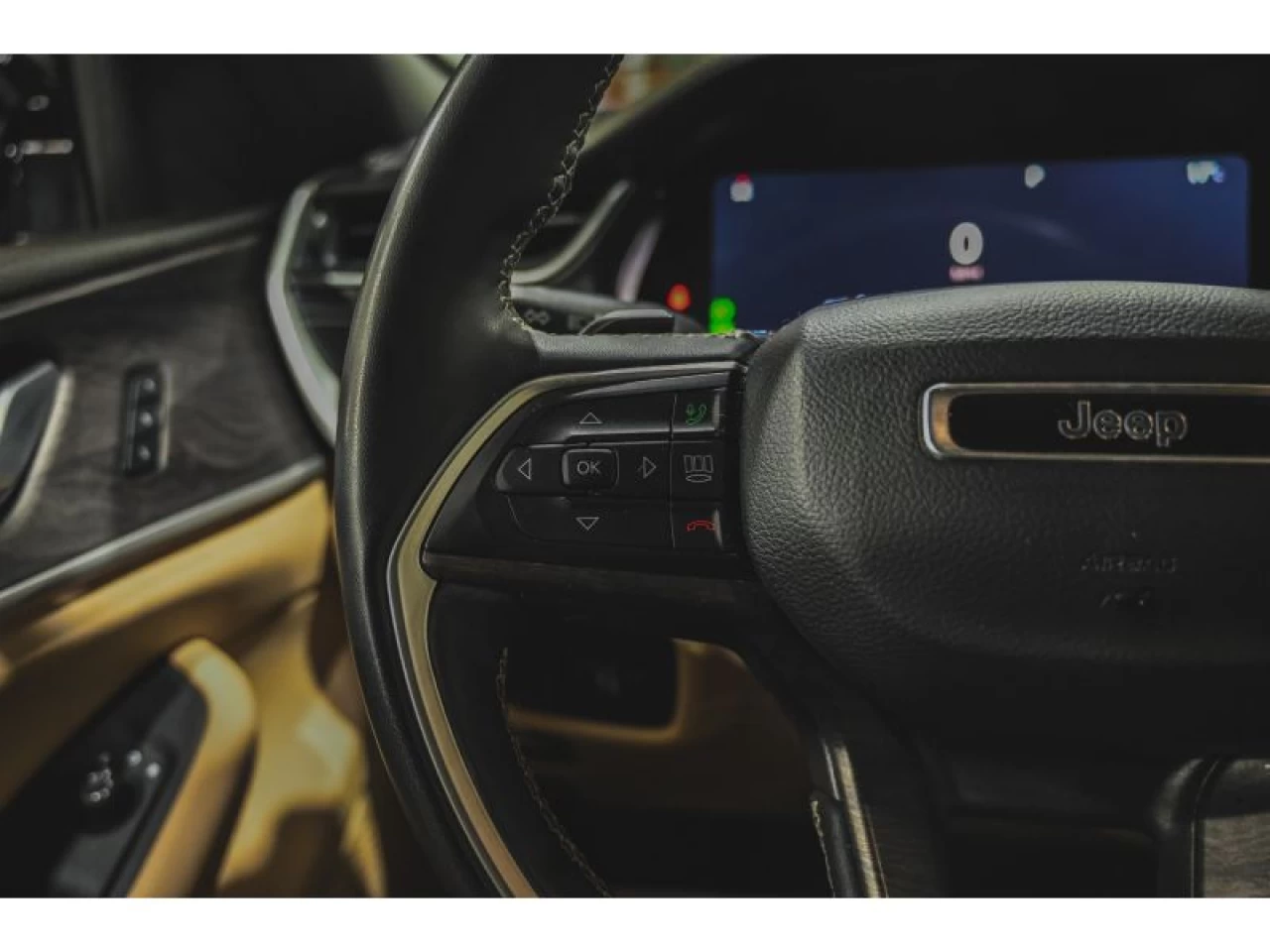 2023 Jeep Grand Cherokee L Limited 4x4 Image principale
