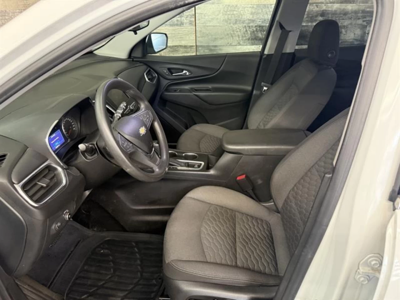 2020 Chevrolet Equinox LT Bluetooth Commande au volant **ApprouvÉ 99,9%** Image principale