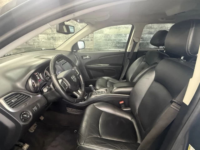 Dodge Journey Crossroad AWD CUIR BLUETHOOT **APPROUVÉE 99,9%** 2018