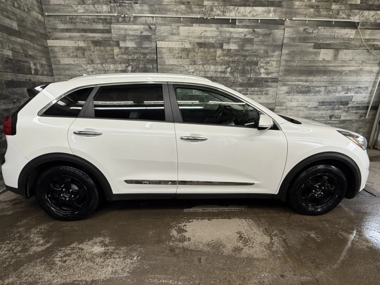 2019 Kia Niro SX Auto Navigation Toit Bluetooth Cam de recul **a Image principale