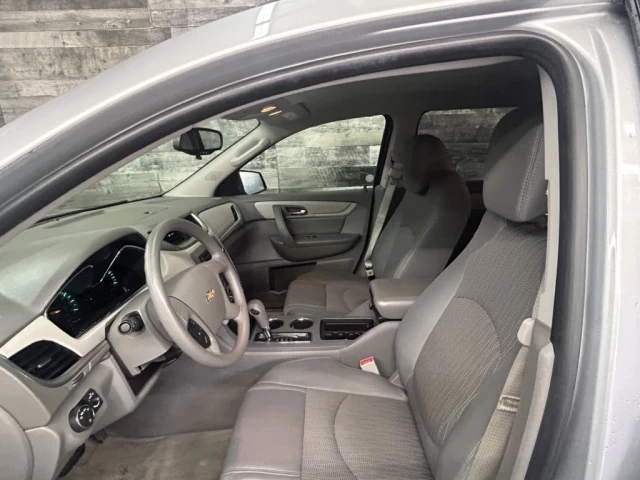 Chevrolet Traverse 8 PASS AWD BLUETOOTH CAM DE RECUL ***APPROUVÉE 99. 2017