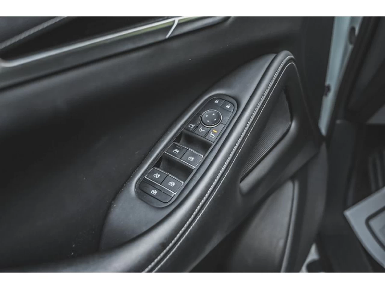 2024 Infiniti QX60 PURE AWD Image principale