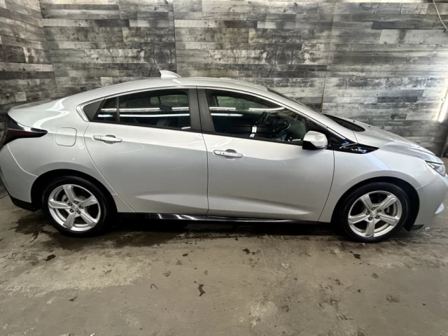 Chevrolet Volt LT HYBRID **APPROUVÉ À 99.9%** 2019