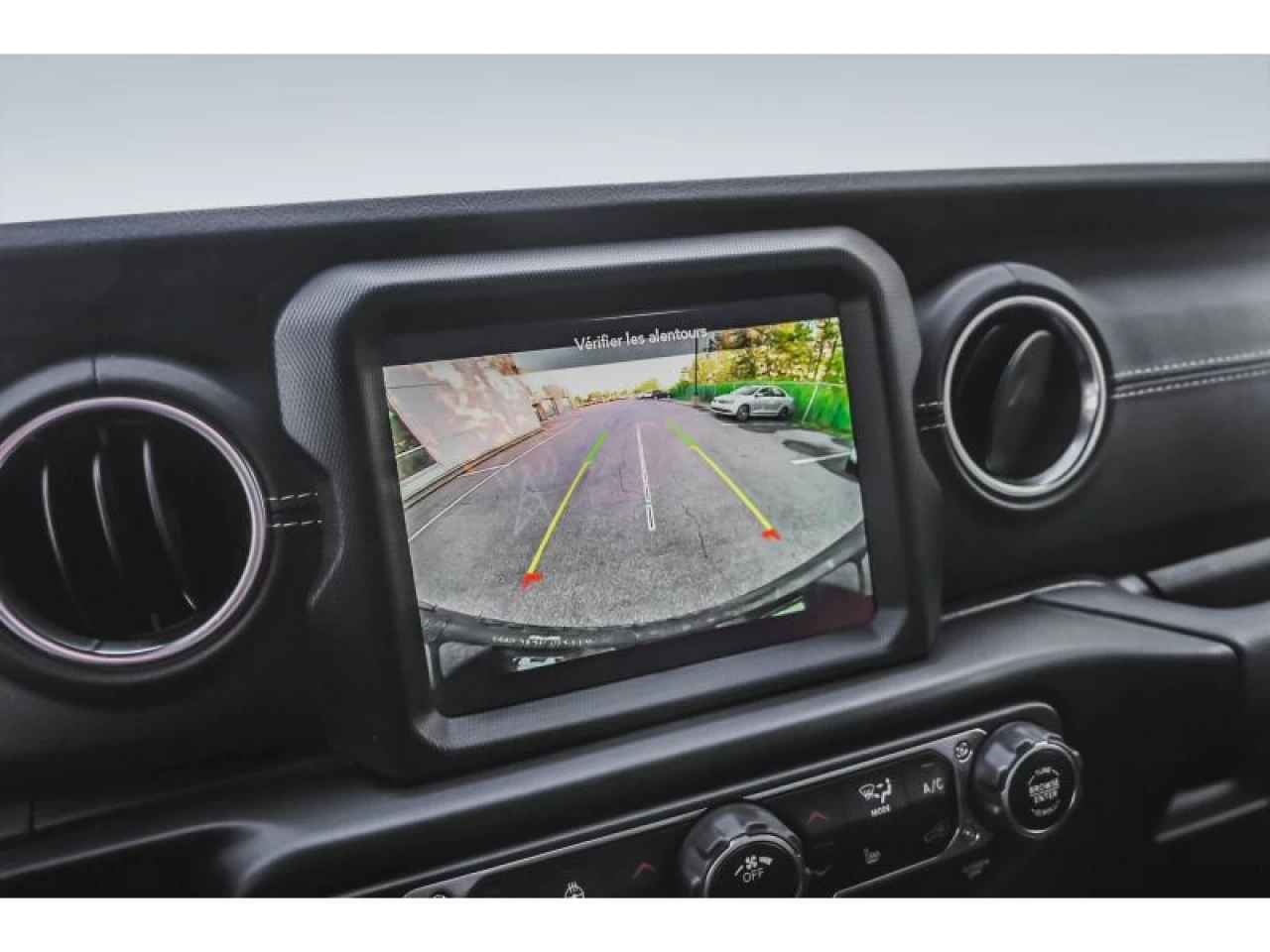 2022 Jeep Wrangler 4XE Unlimited Sahara TOIT SKY ONE-TOUCH Image principale