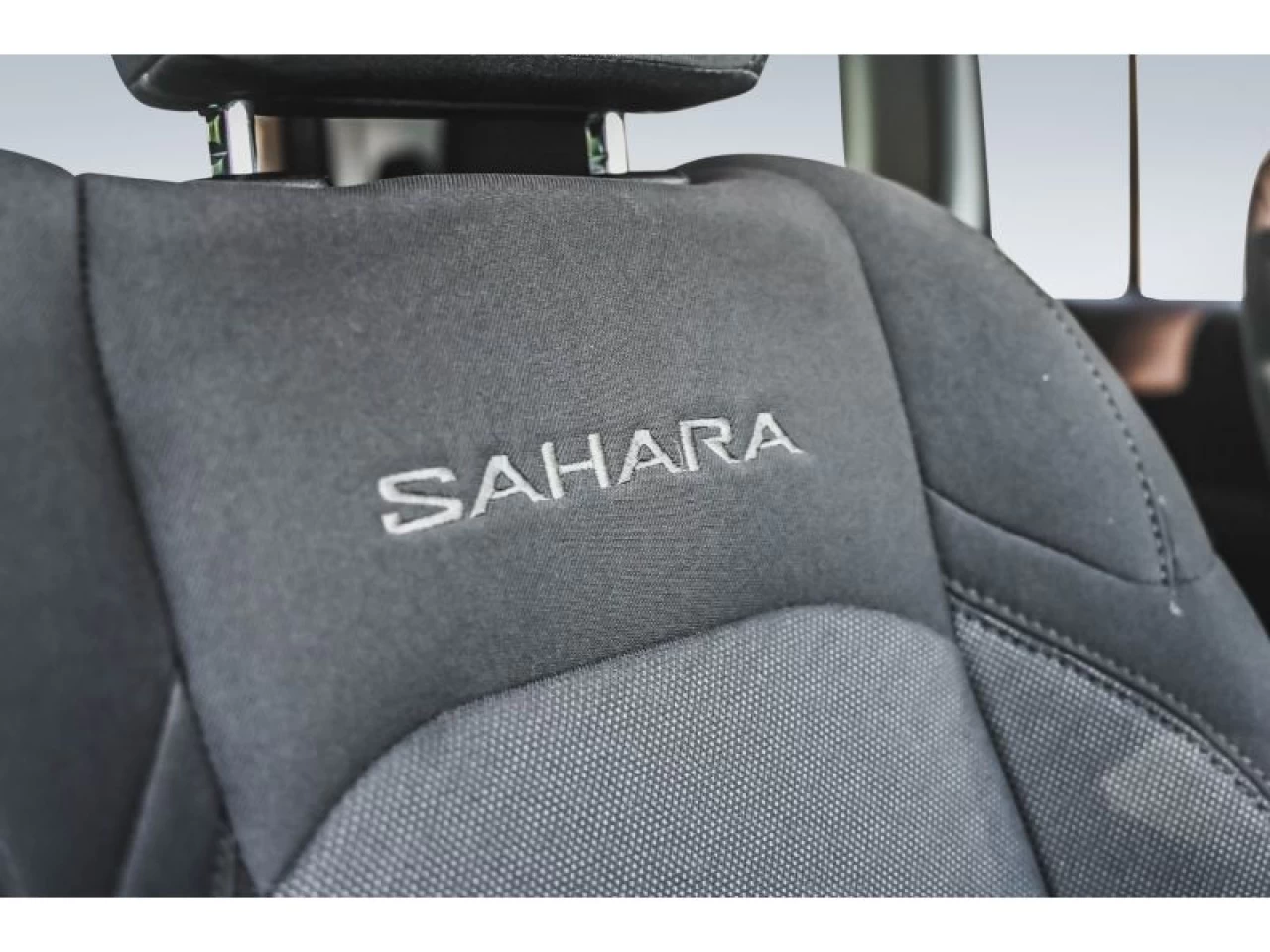 2023 Jeep Wrangler Sahara 4 Door 4x4 V6 GROUPE TEMPS FROID Image principale
