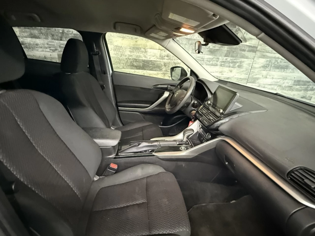 2023 Mitsubishi Eclipse Cross ES AWD BLUETOOTH CAMÉRA DE RECUL **APPROUVÉ À 99.9 Image principale