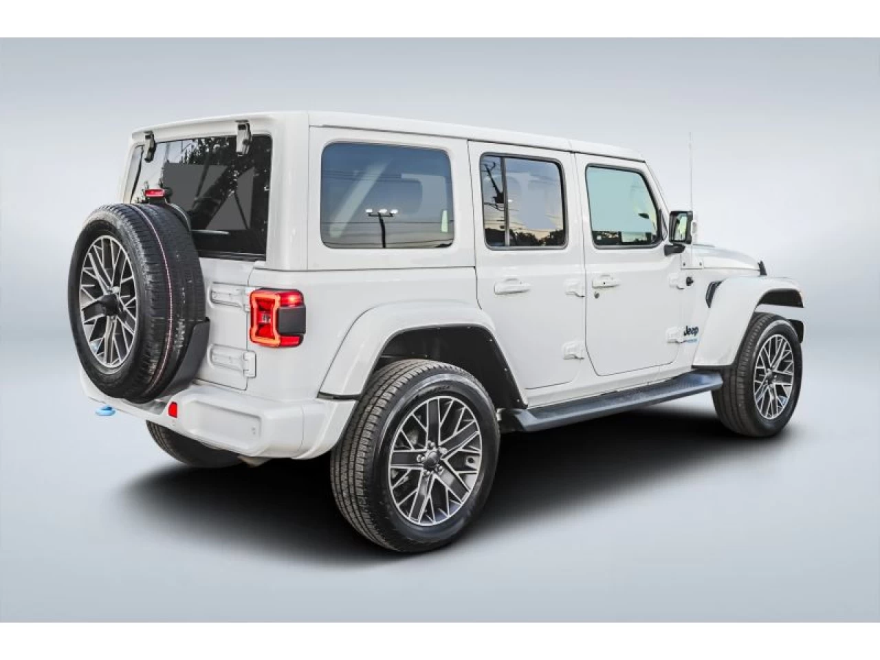 2022 Jeep Wrangler 4XE Unlimited High Altitude 4x4 Image principale