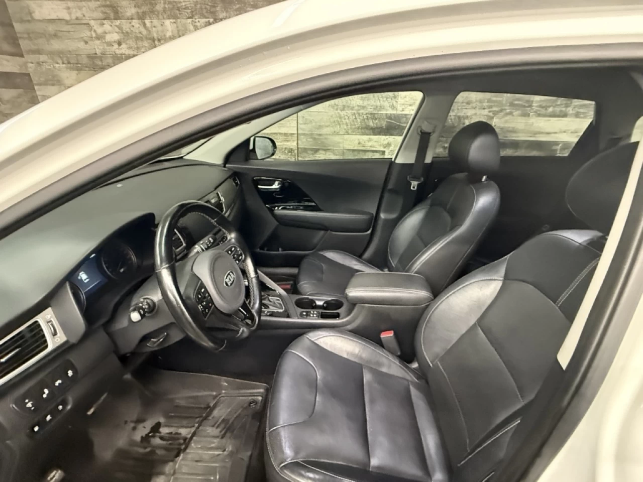 2019 Kia Niro SX Auto Navigation Toit Bluetooth Cam de recul **a Image principale