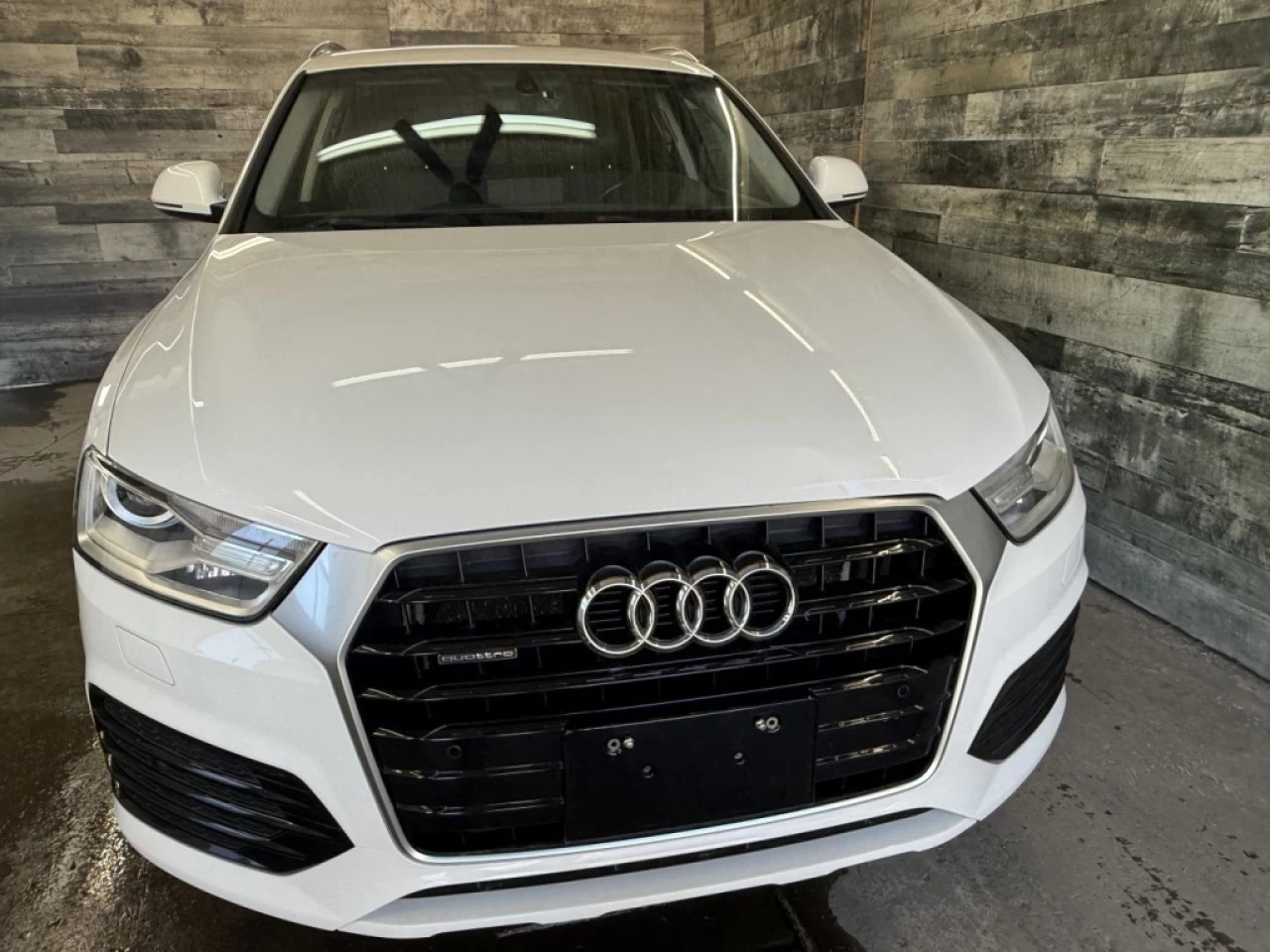 2018 Audi Q3 Progressiv AWD CUIR NAV TOIT PANO **APPROUVÉ À 99. Image principale