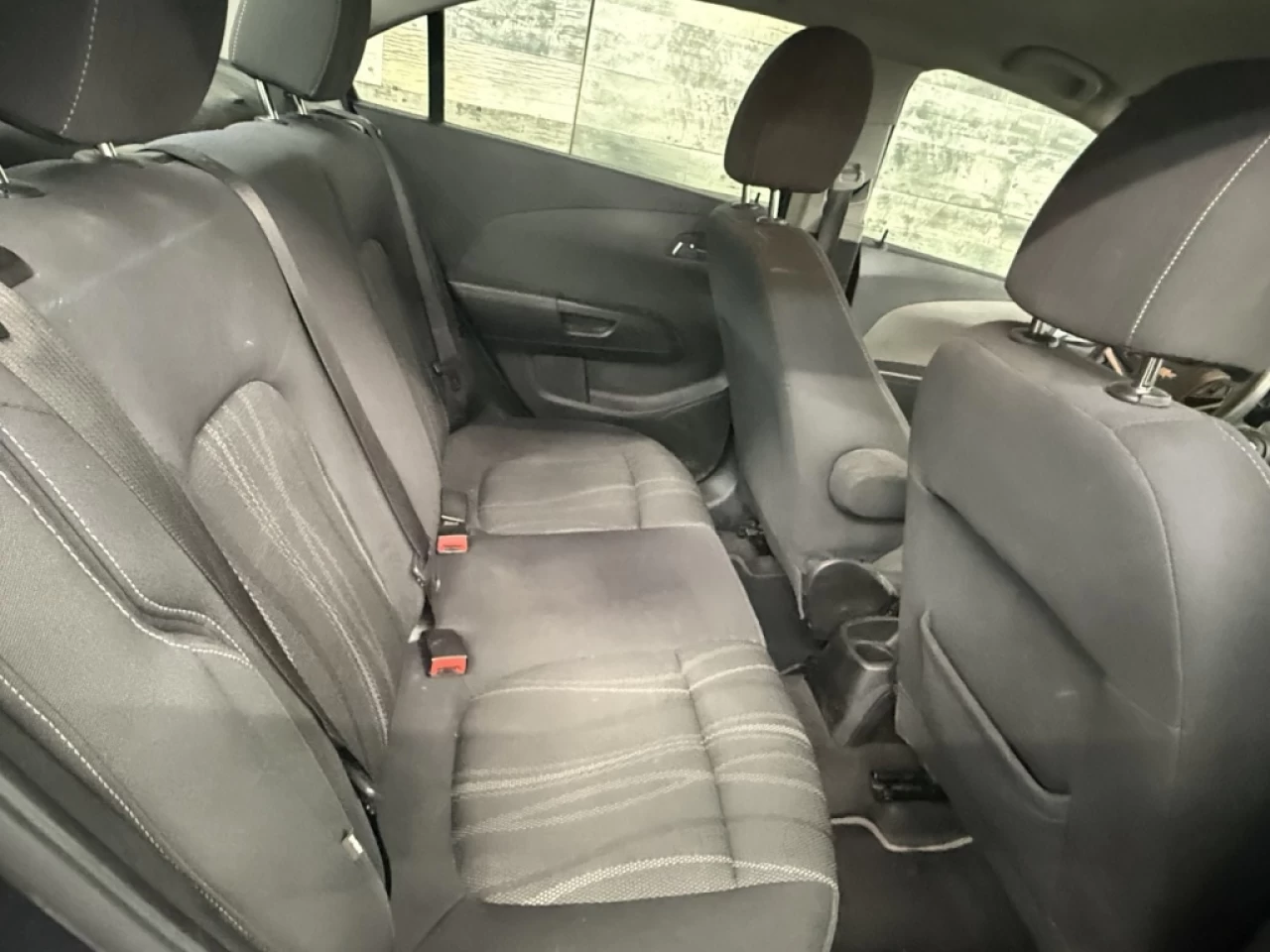 2018 Chevrolet Sonic LT Auto Apple carplay/Android **ApprouvÉ À 99.9%** Image principale