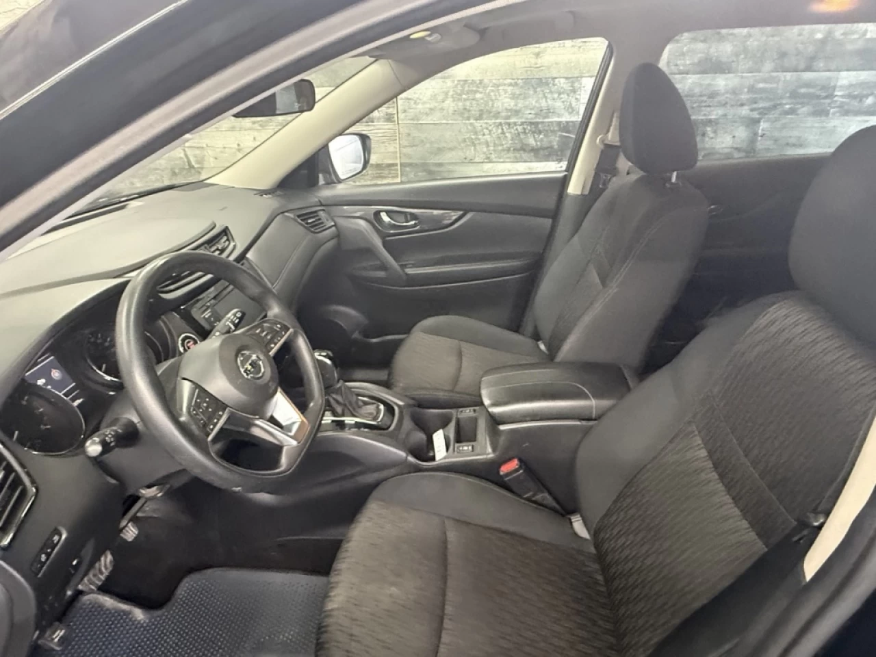 2019 Nissan Rogue SV AWD BLUETOOTH CAM DE RECUL **APPROUVÉ À 99.9%** Image principale