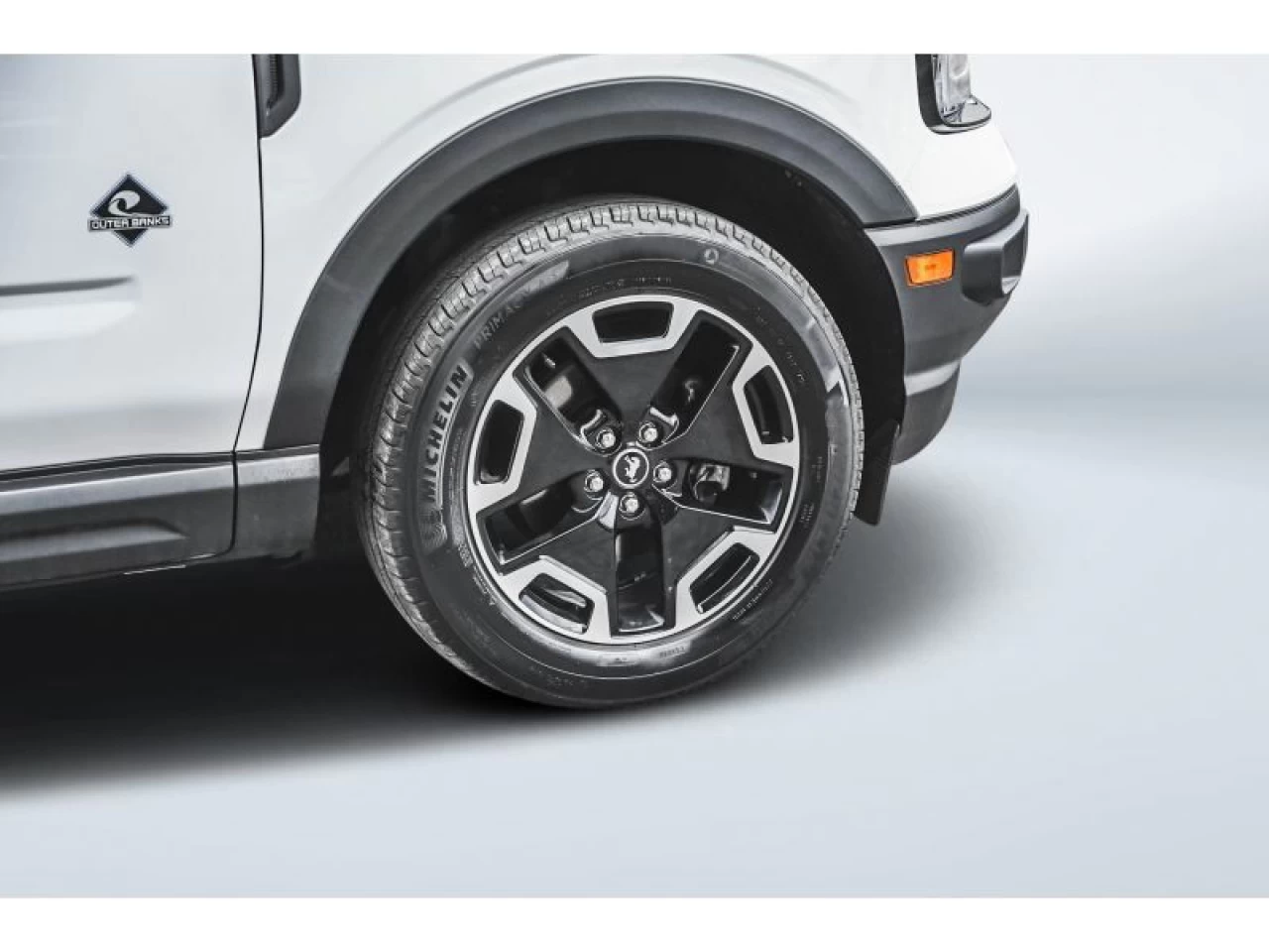 2024 Ford Bronco Outer Banks 4x4 TECH PACKAGE Image principale