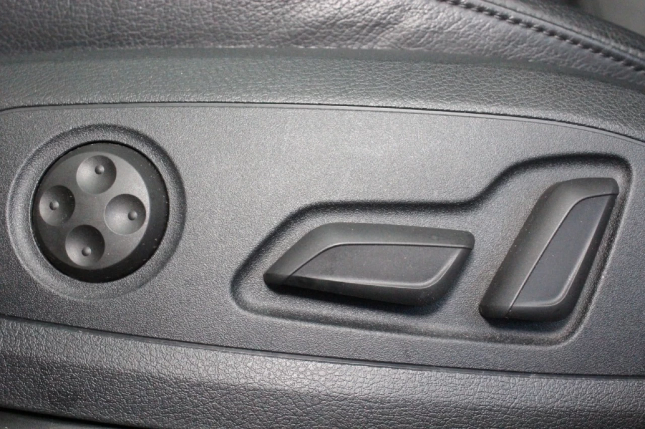 2017 Audi A4 Progressiv Awd Cuir Toit **ApprouvÉ À 99.9%** Image principale