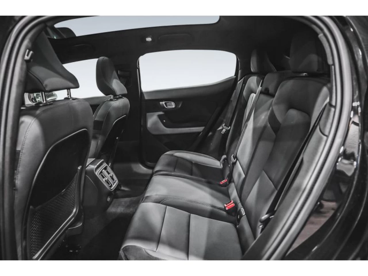 2025 Polestar 2 Long Range Dual Motor TOIT PANORAMIQUE Main Image