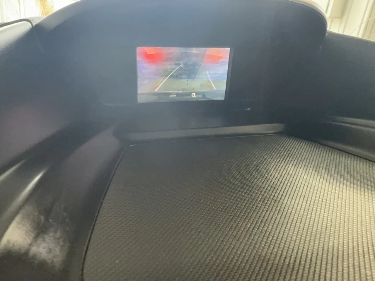 2018 Ford Escape SE AWD CAM DE RECUL **APPROUVÉ À 99.9%** Image principale