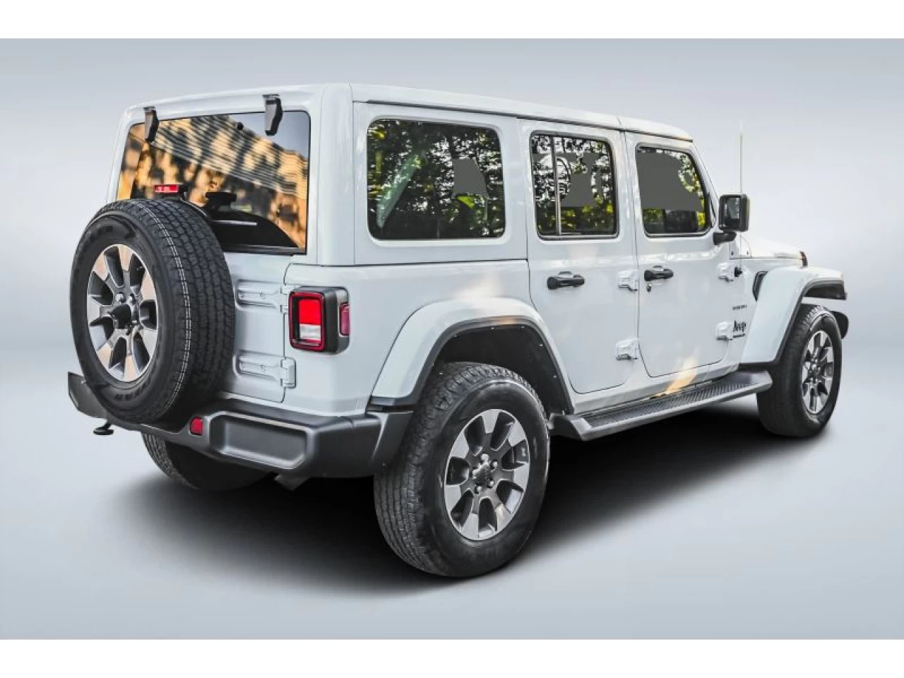 2023 Jeep Wrangler Sahara 4 Door 4x4 V6 GROUPE TEMPS FROID Image principale