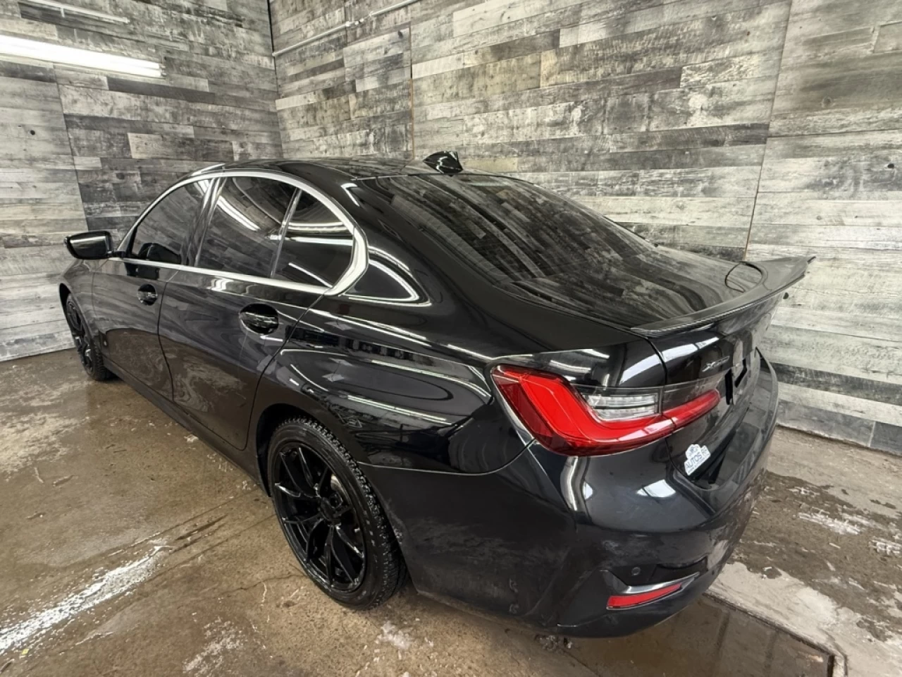 2021 BMW 3 Series 330i xDrive AWD CUIR TOIT NAV **APPROUVÉ À 99.9%** Image principale