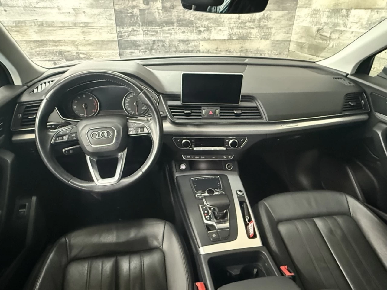 2018 Audi Q5 Progressiv AWD TOIT PANO NAV **APPROUVÉ À 99.9%** Image principale