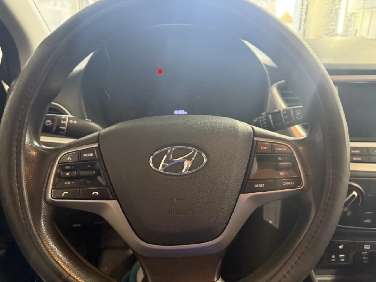 2019 Hyundai Accent PrivilÉgiÉ AUTO BLUETOOTH MAGS **APPROUVÉ À 99.9%* Image principale