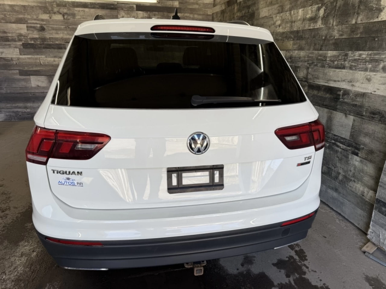 2018 Volkswagen Tiguan Comfortline CUIR AWD NAV TOIT PANO **APPROUVÉ À 99 Image principale