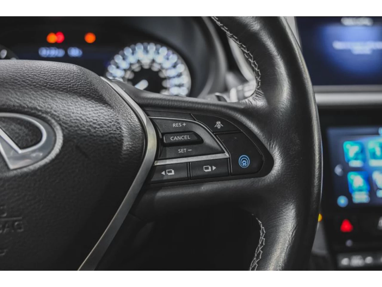 2024 Infiniti QX50 PURE AWD Main Image