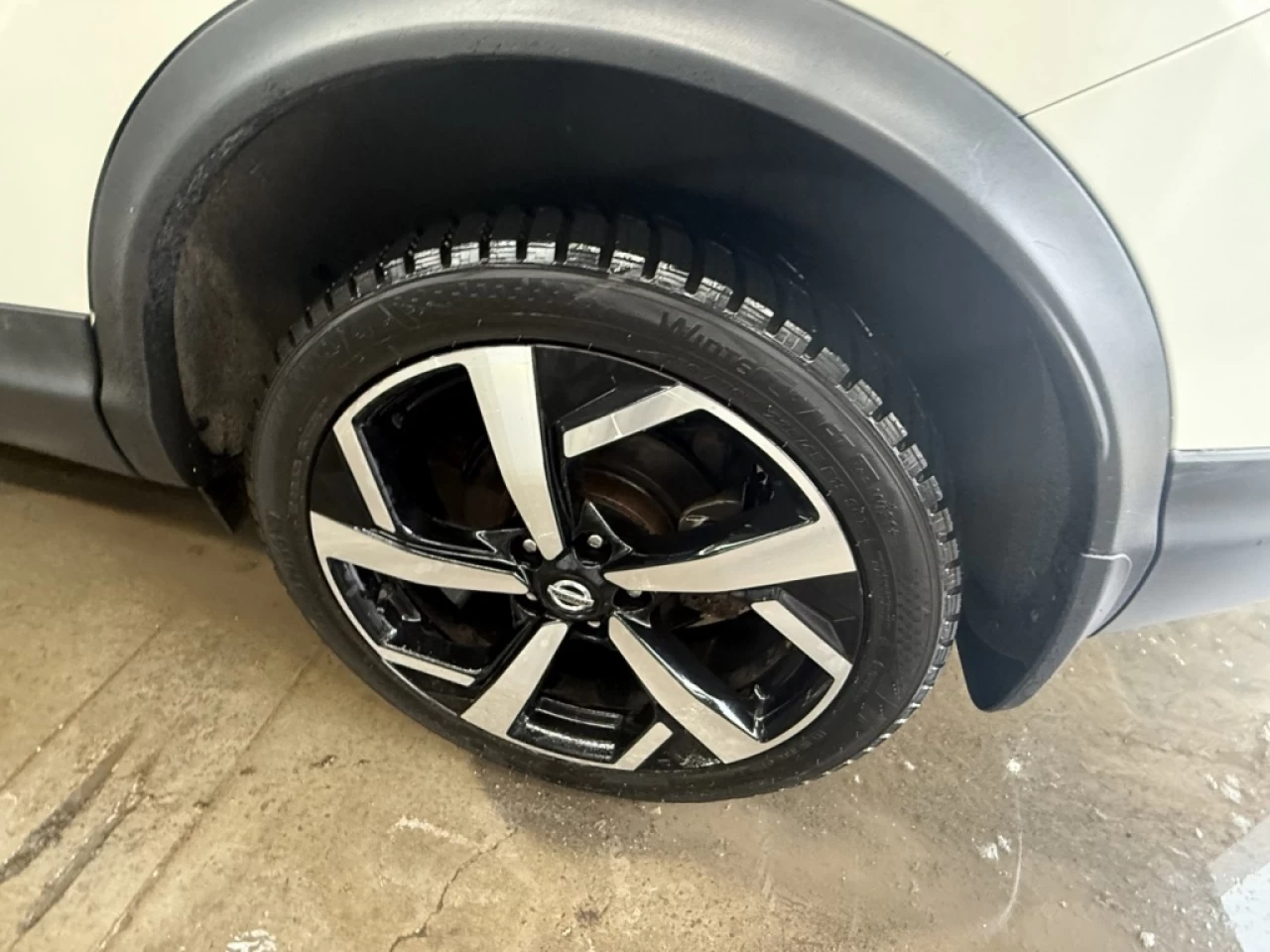 2020 Nissan Qashqai SL AWD CUIR TOIT NAV **APPROUVÉ À 99.9%** Main Image