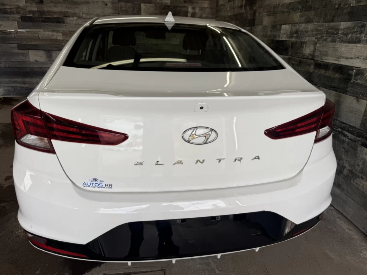 2019 Hyundai Elantra Preferred  Auto Bluetooth ** APPROUVÉ À ** 99.9% Image principale