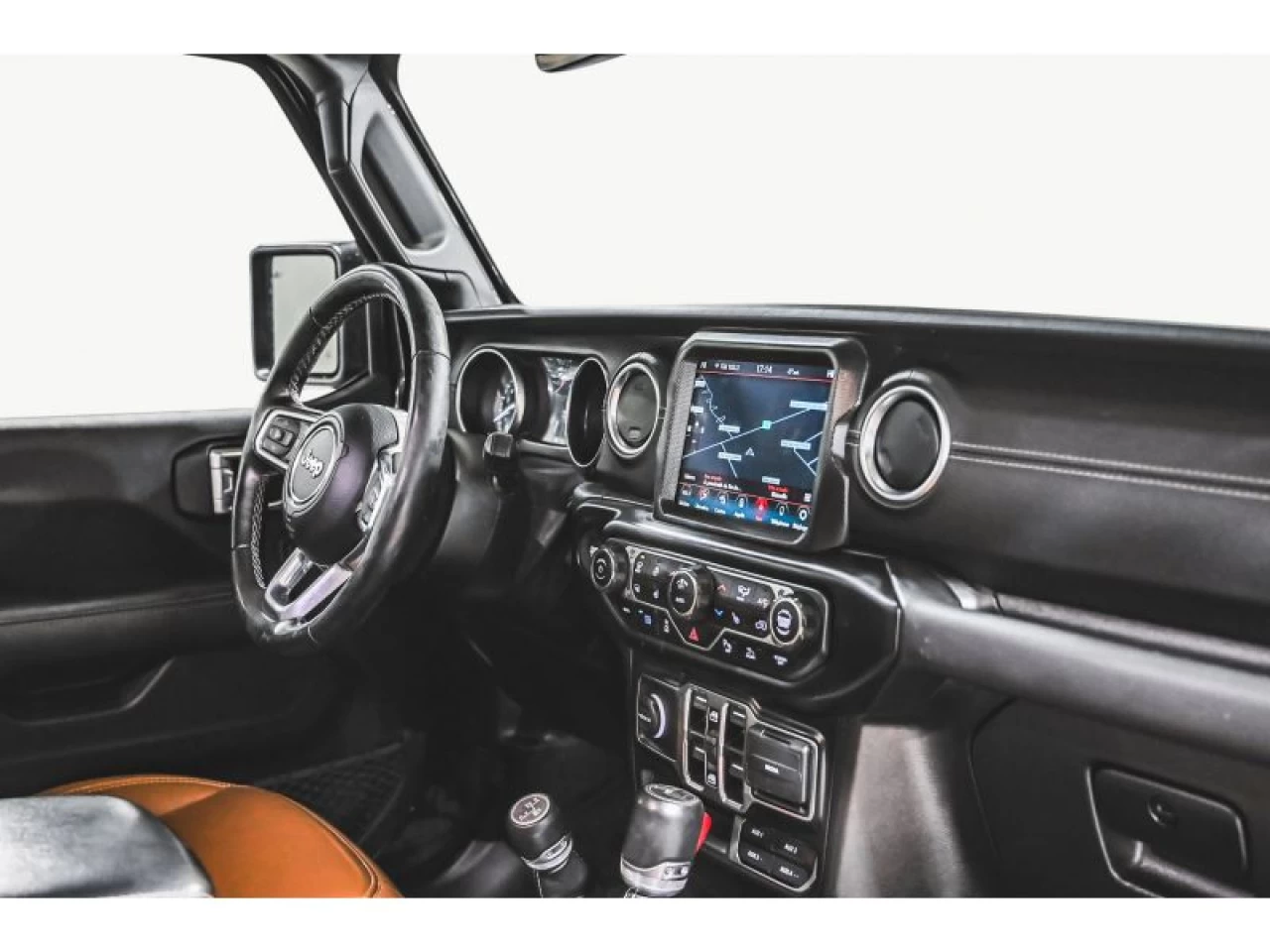 2021 Jeep Wrangler 4xe Unlimited Sahara GROUPE TEMPS FROID Image principale