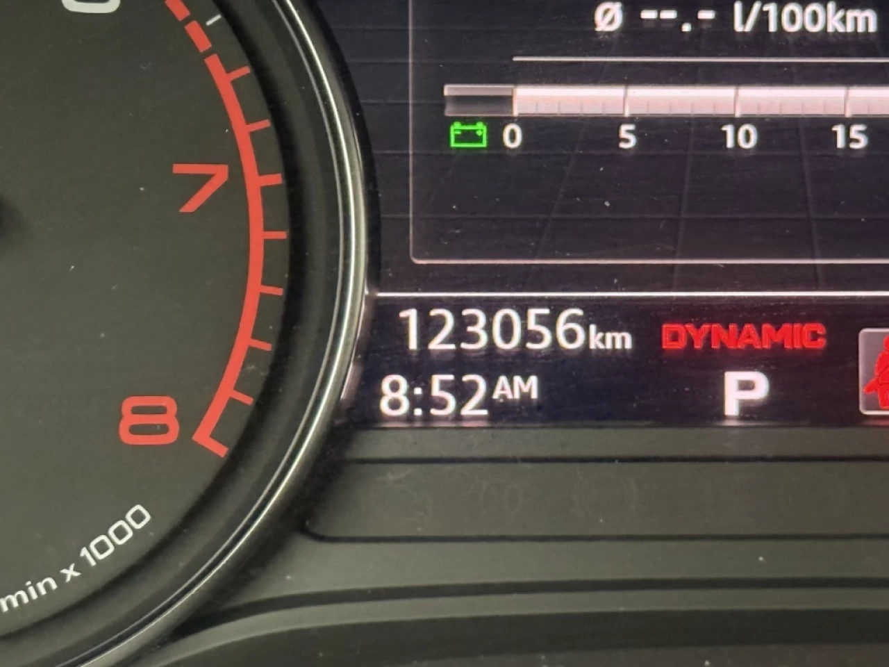 2018 Audi Q5 Komfort AWD CUIR NAV **APPROUVÉ À 99.9%** Image principale