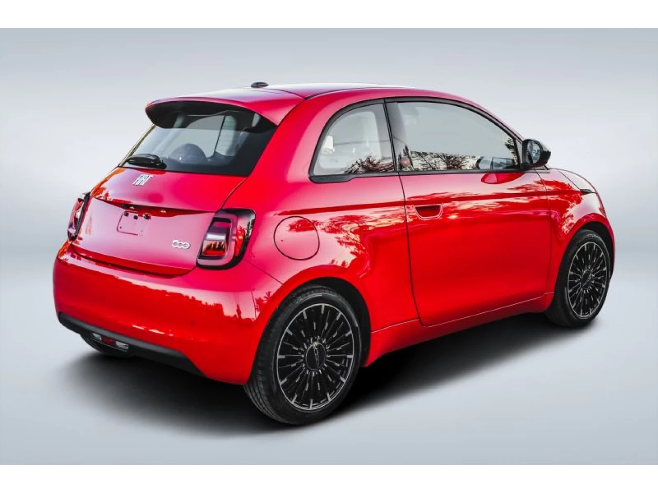 2026 Fiat 500E Pop FWD EV TOUT RABAIS INCLUS (PAVE + ROULEZ VERT) Main Image