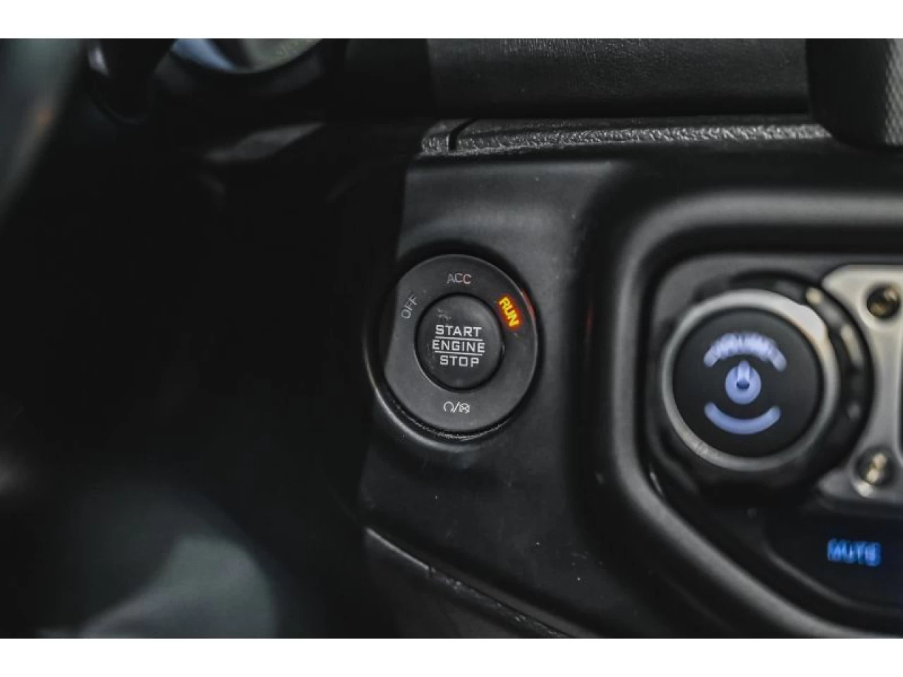 2022 Jeep Wrangler 4XE Unlimited Rubicon 4x4 2 TOITS Main Image