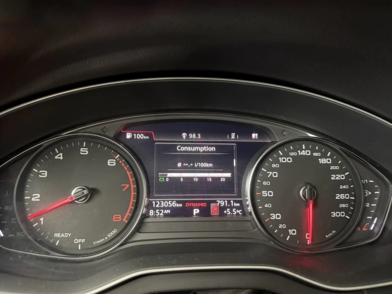 2018 Audi Q5 Komfort AWD CUIR NAV **APPROUVÉ À 99.9%** Image principale